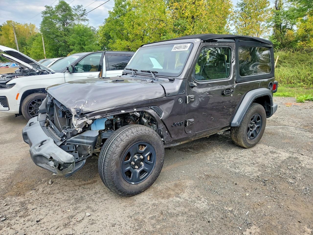Salvage 2024 Jeep Wrangler 