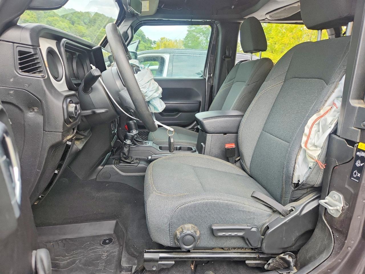 Salvage 2024 Jeep Wrangler 