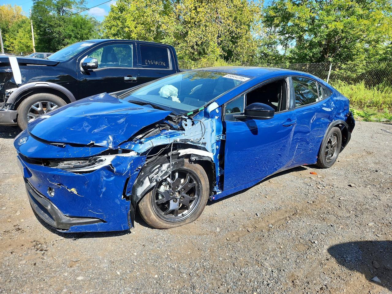 Salvage 2026 Toyota Prius Le