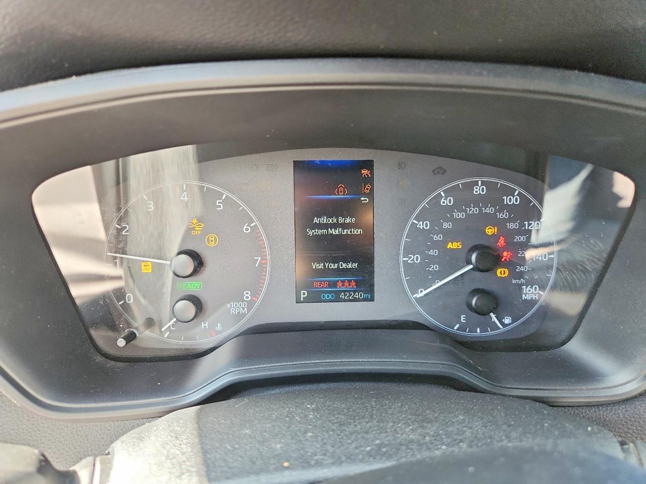 Salvage 2024 Toyota Corolla Cross Hybrid Se