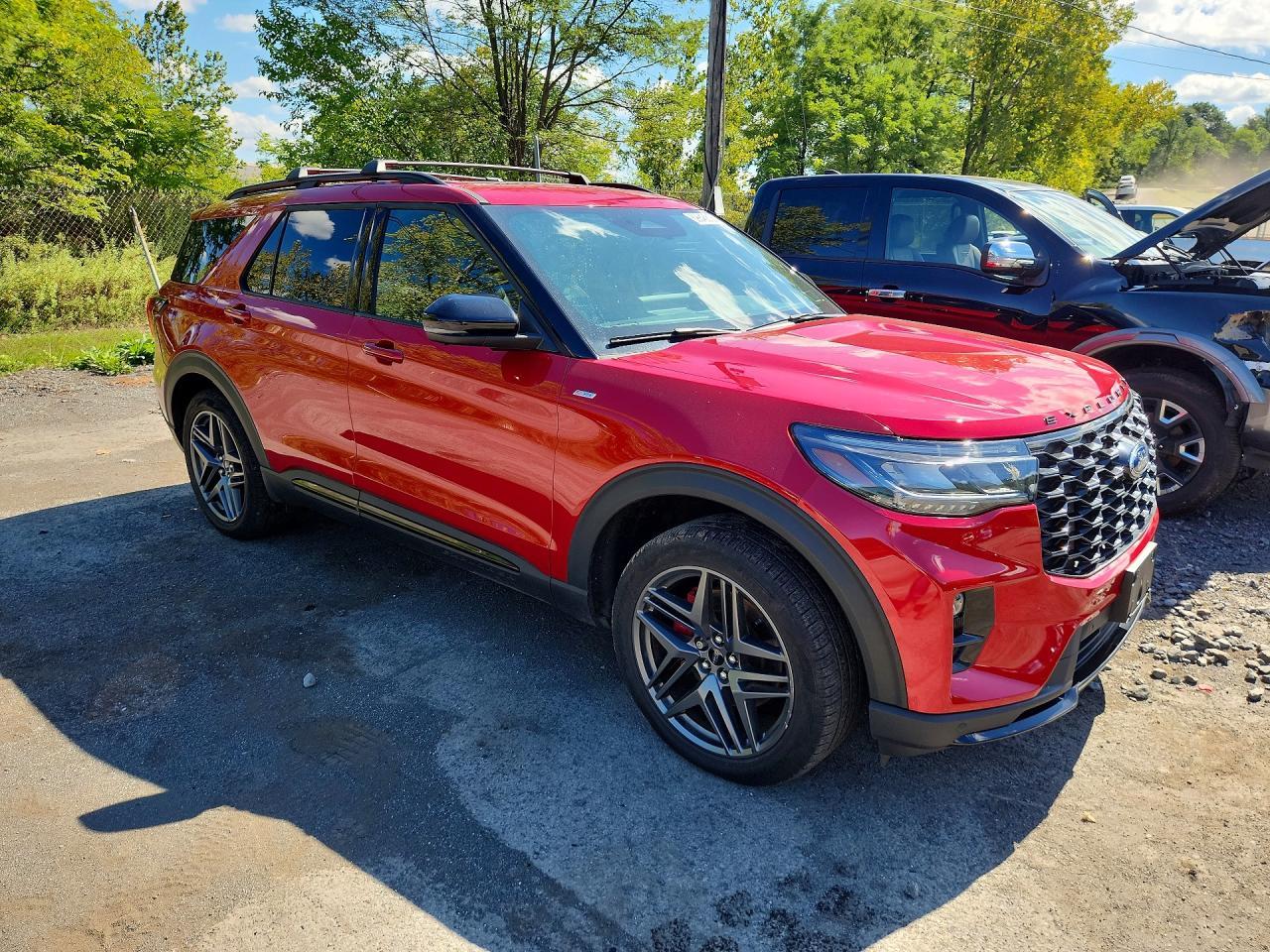 Salvage 2025 Ford Explorer St-line