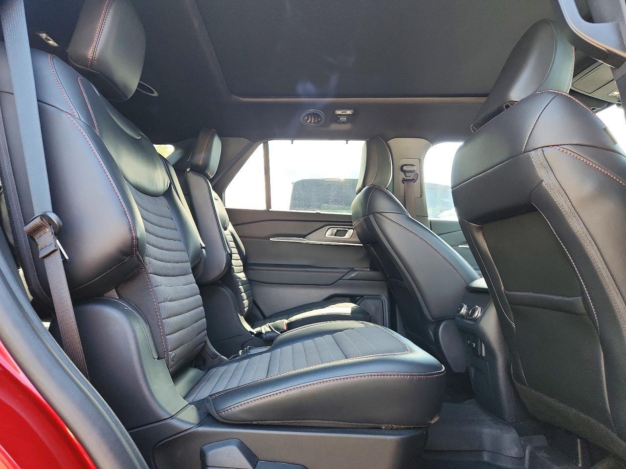 Salvage 2025 Ford Explorer St-line