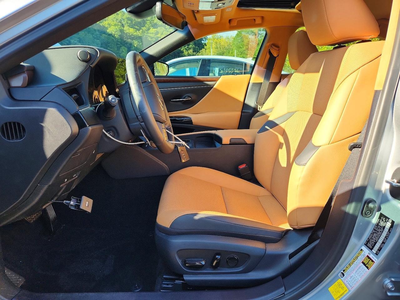 Salvage 2025 Lexus Es 350 