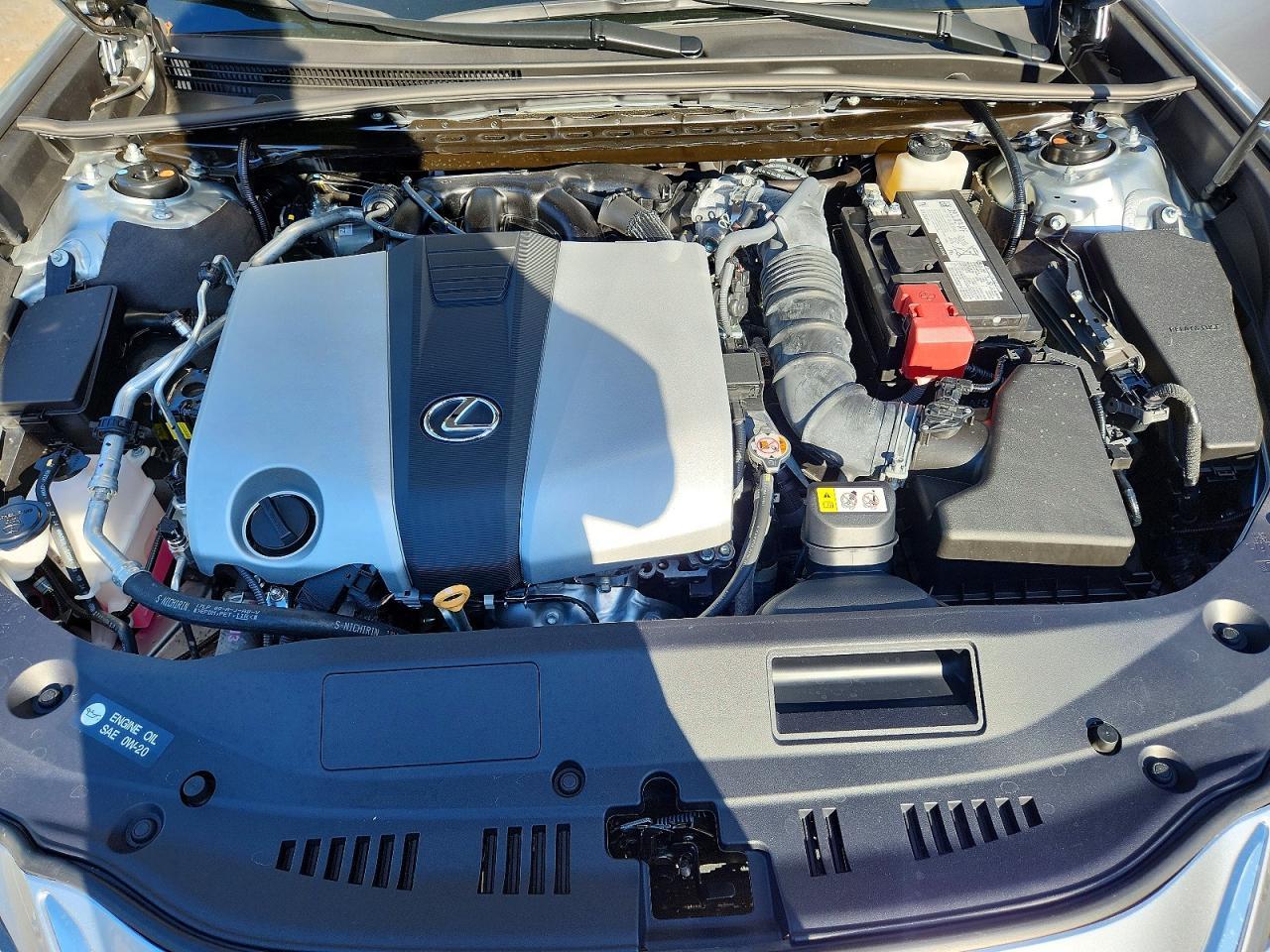 Salvage 2025 Lexus Es 350 