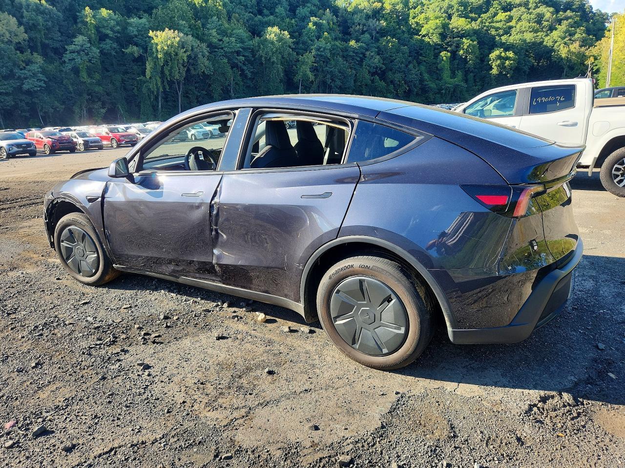 Salvage 2026 Tesla Model Y 