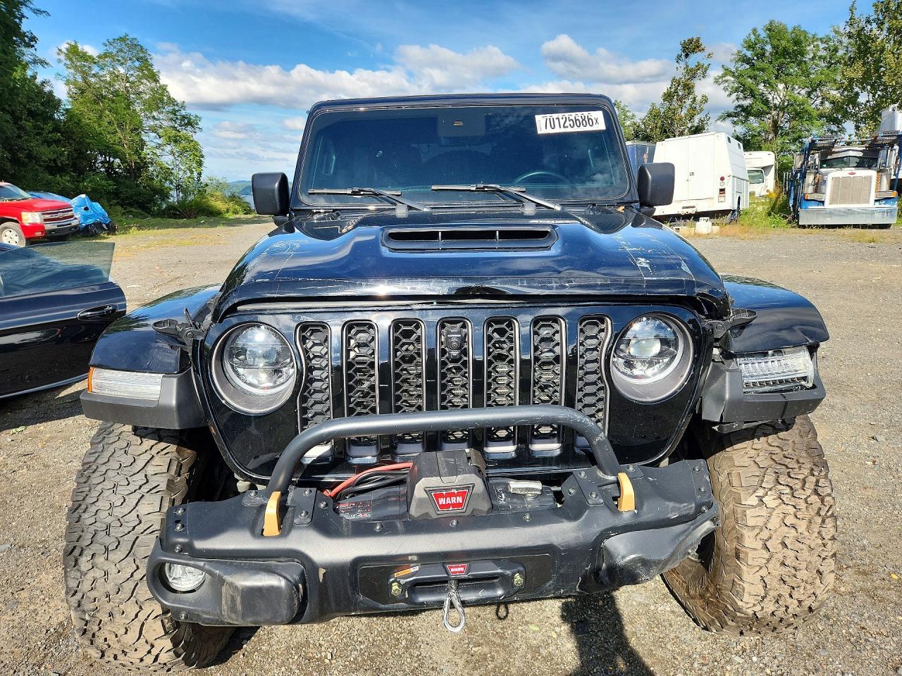 Salvage 2023 Jeep Wrangler Rubicon 392