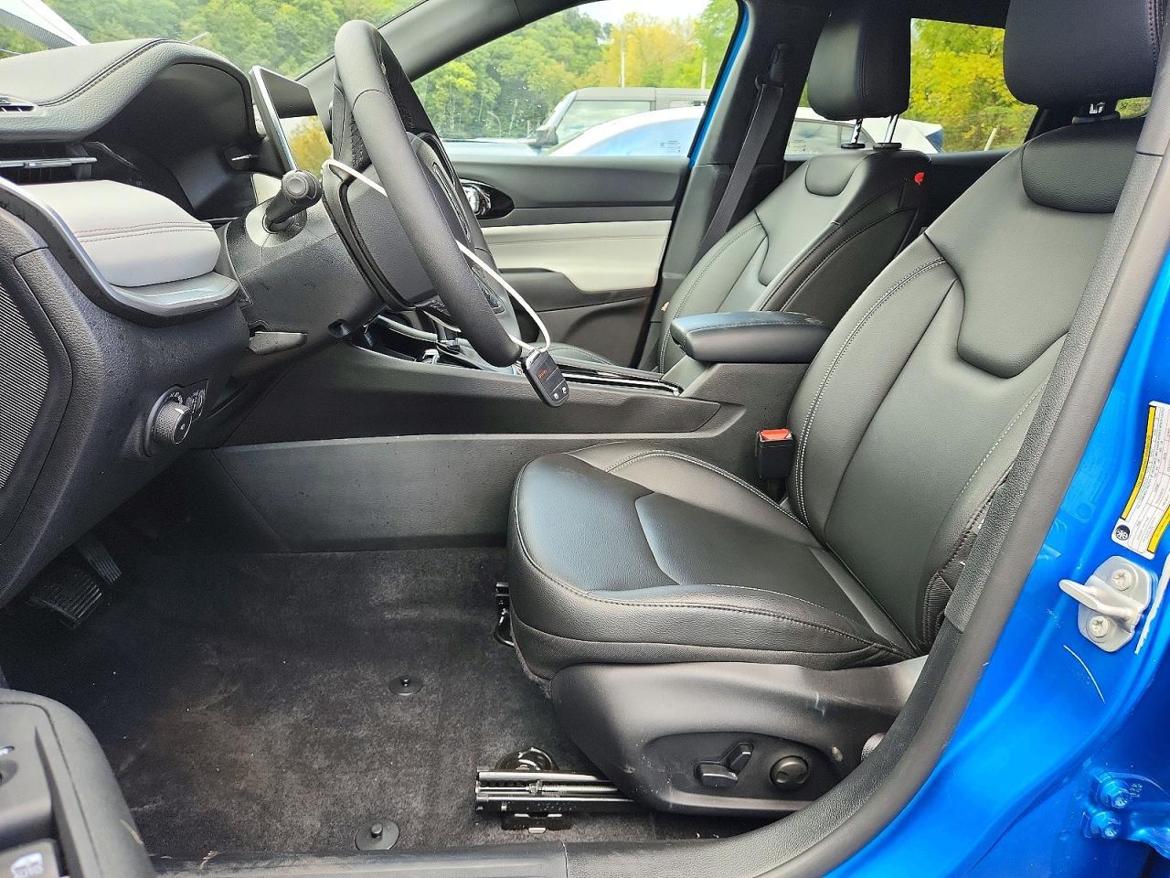 Salvage 2026 Jeep Compass Limited
