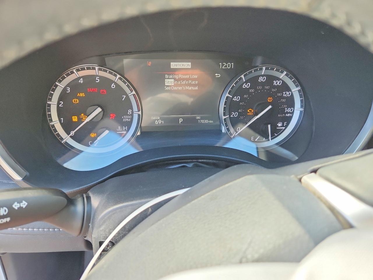Salvage 2022 Toyota Highlander Xse