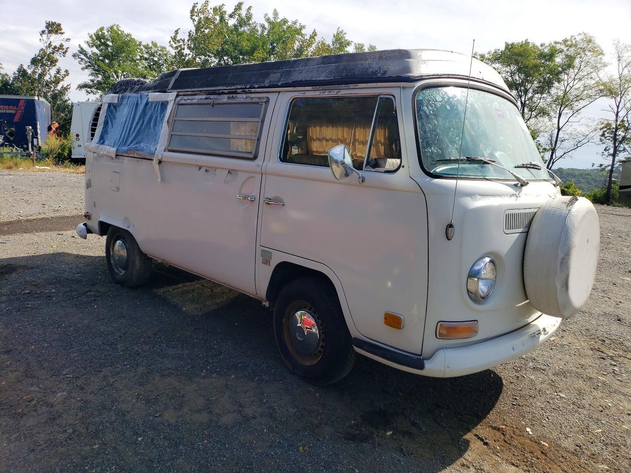 Salvage 1970 Volkswagen Transporter 
