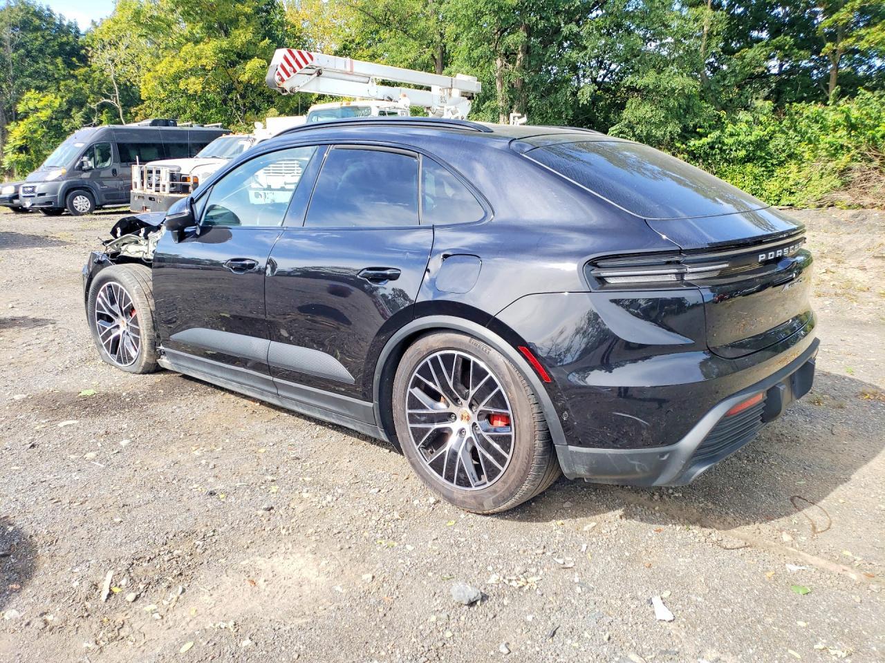 Salvage 2025 Porsche Macan 4s