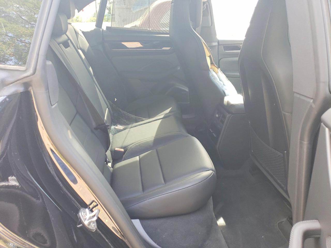 Salvage 2025 Porsche Macan 4s