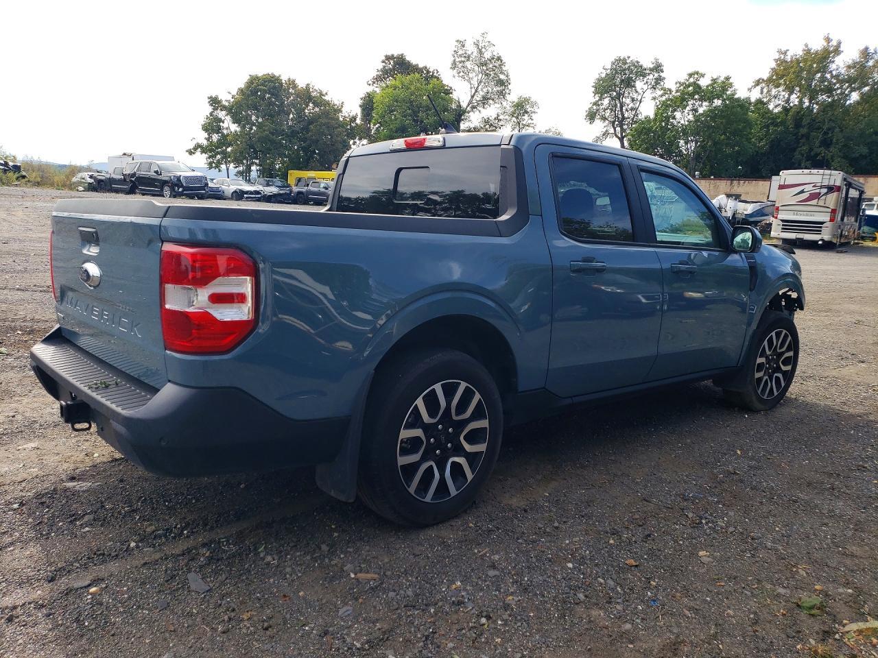 Salvage 2023 Ford Maverick Xl