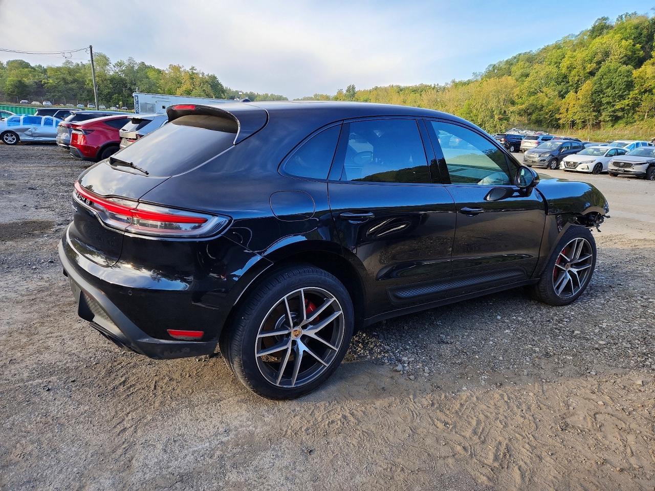 Salvage 2025 Porsche Macan S