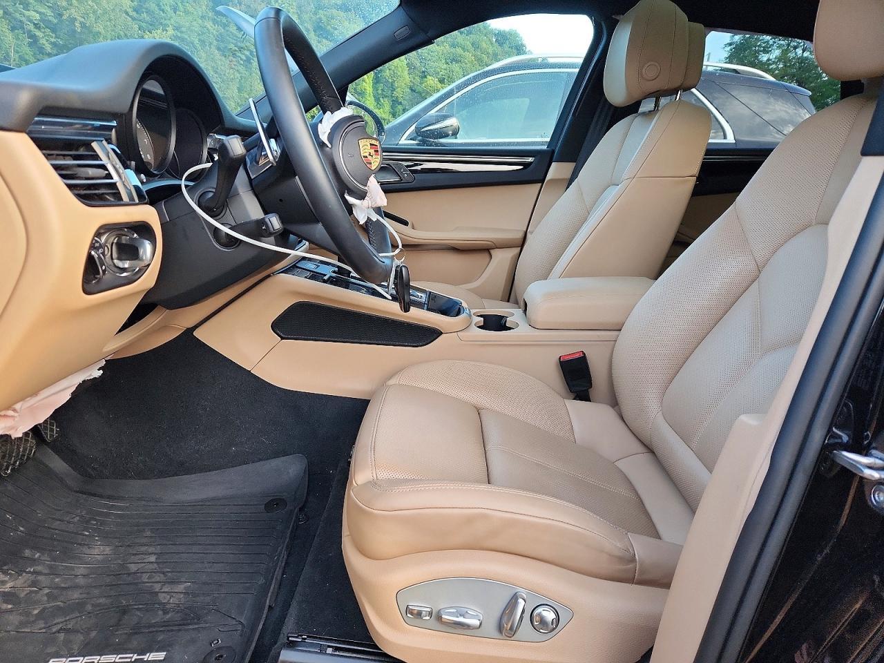 Salvage 2025 Porsche Macan S