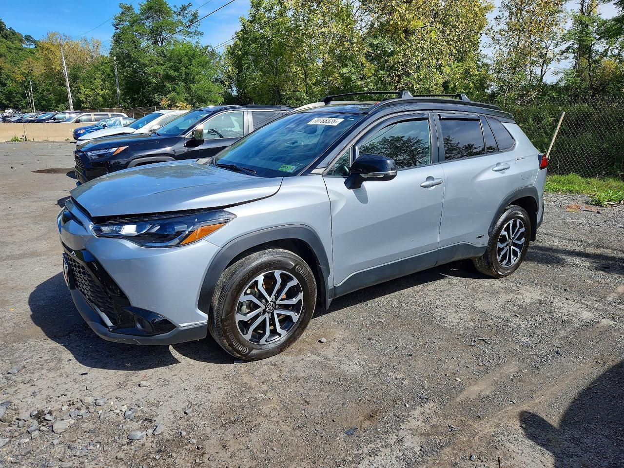 Salvage 2024 Toyota Corolla Cross Hybrid Se