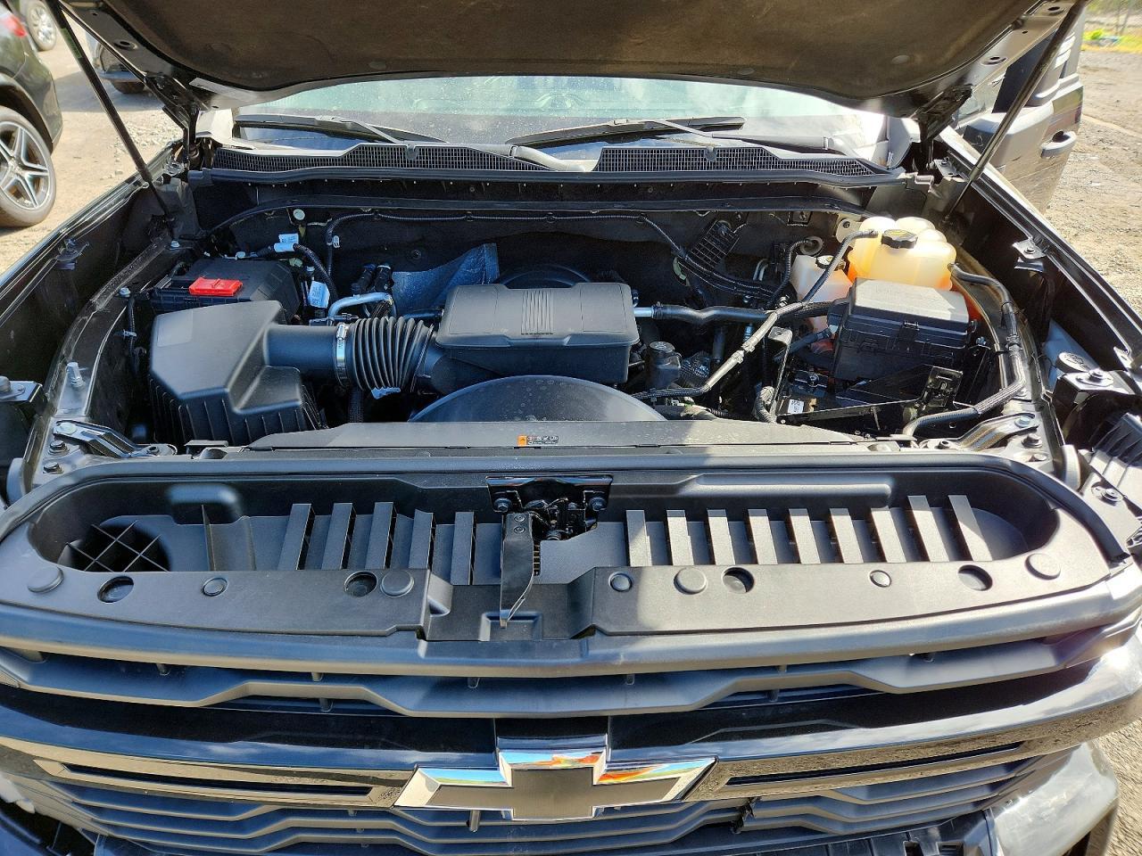 Salvage 2025 Chevrolet Silverado 