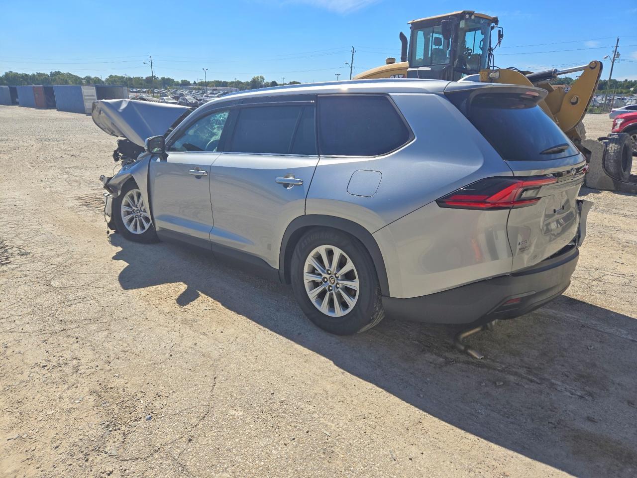 Salvage 2025 Toyota Grand Highlander 