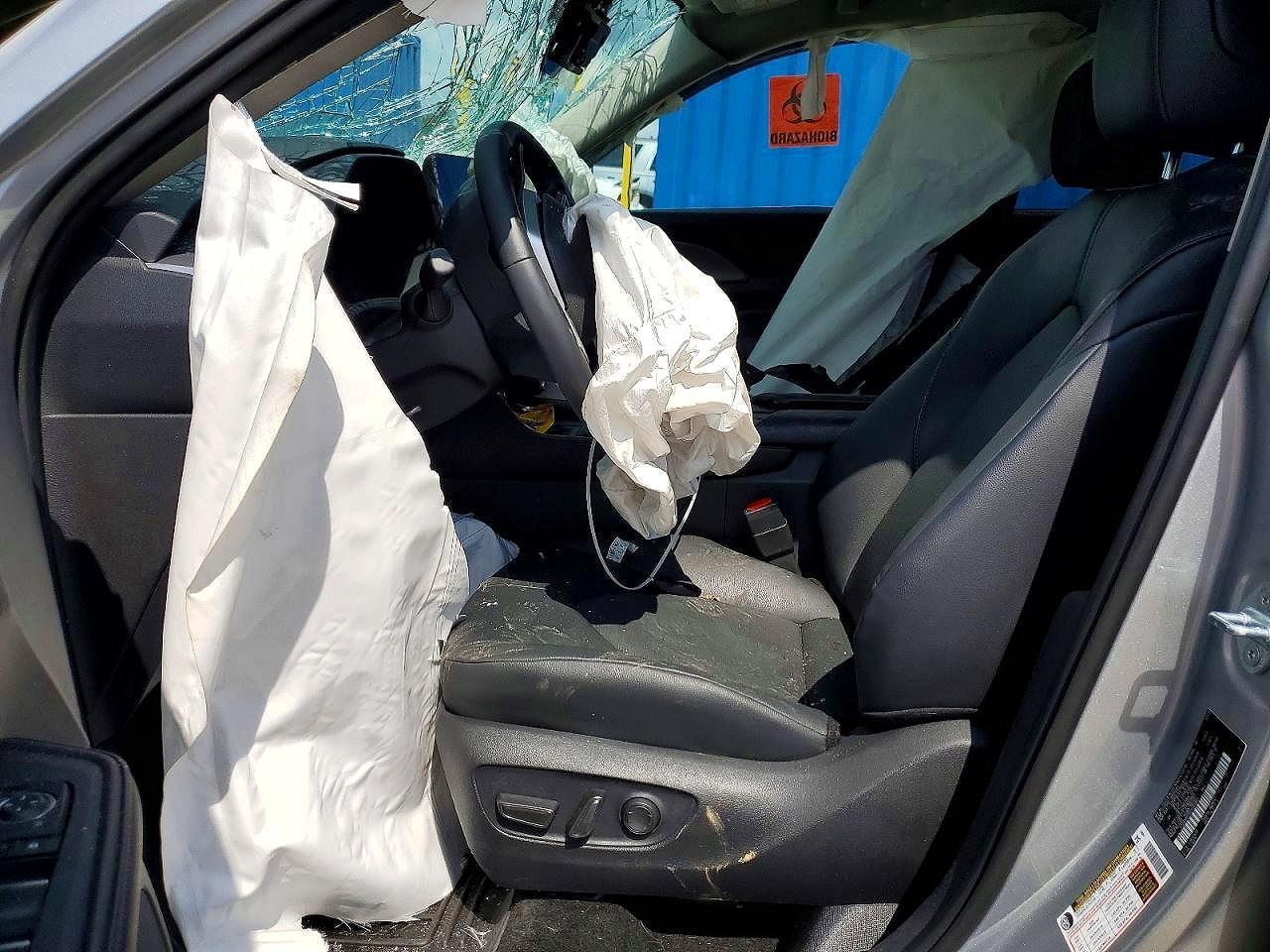 Salvage 2025 Toyota Grand Highlander 