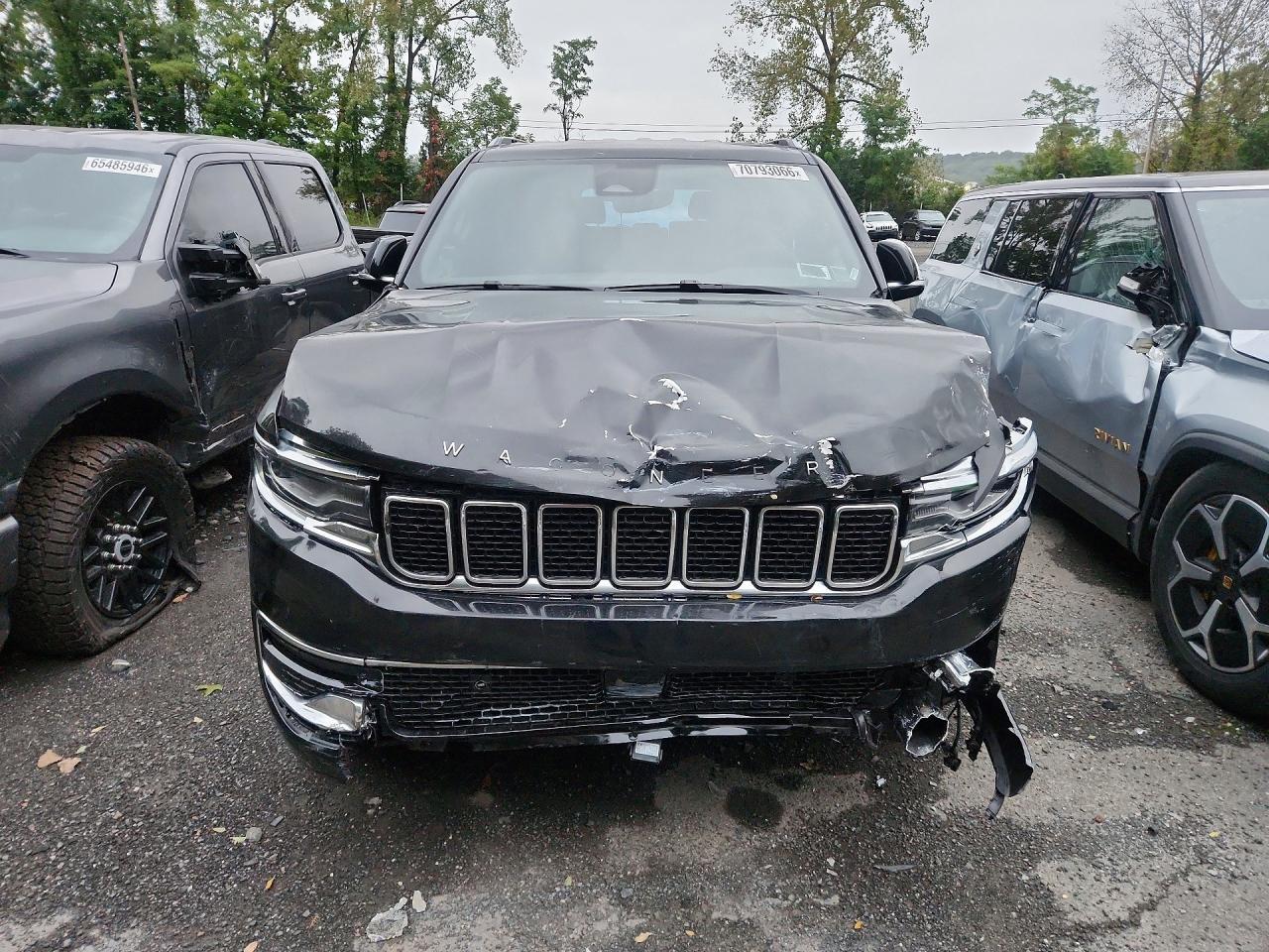 Salvage 2025 Jeep Wagoneer L 