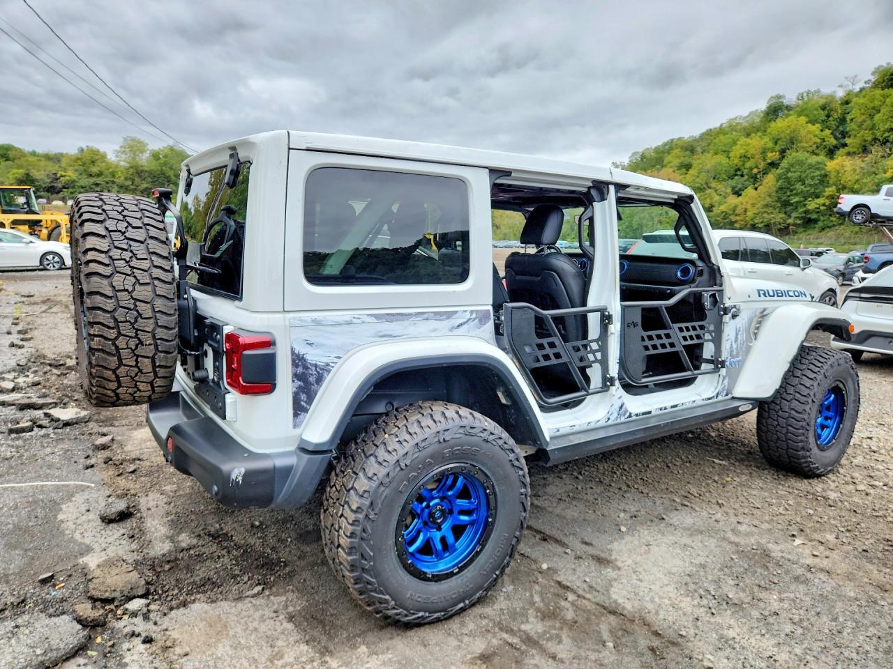 Salvage 2023 Jeep Wrangler Rubicon 4xe