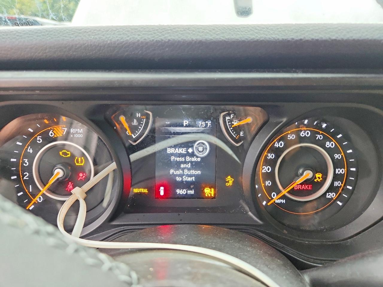 Salvage 2026 Jeep Wrangler 