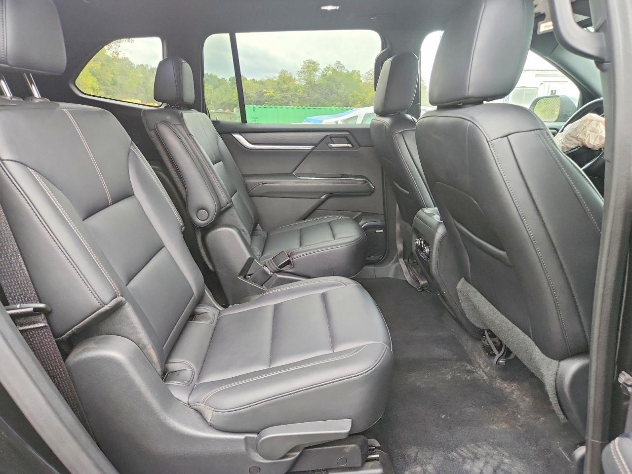 Salvage 2024 Gmc Acadia Uplevel