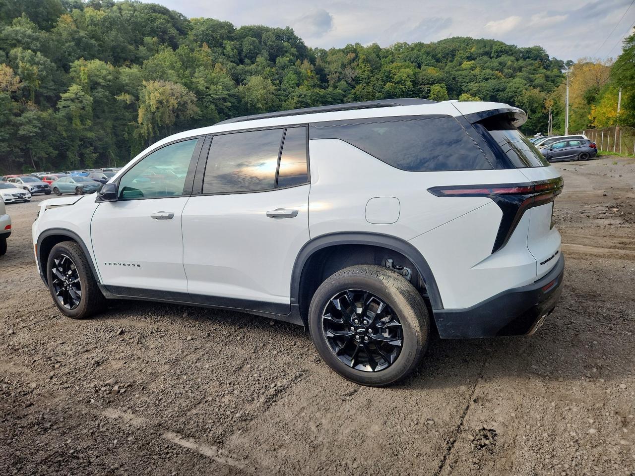 Salvage 2026 Chevrolet Traverse Lt