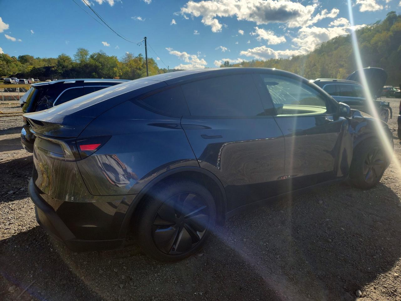 Salvage 2026 Tesla Model Y 