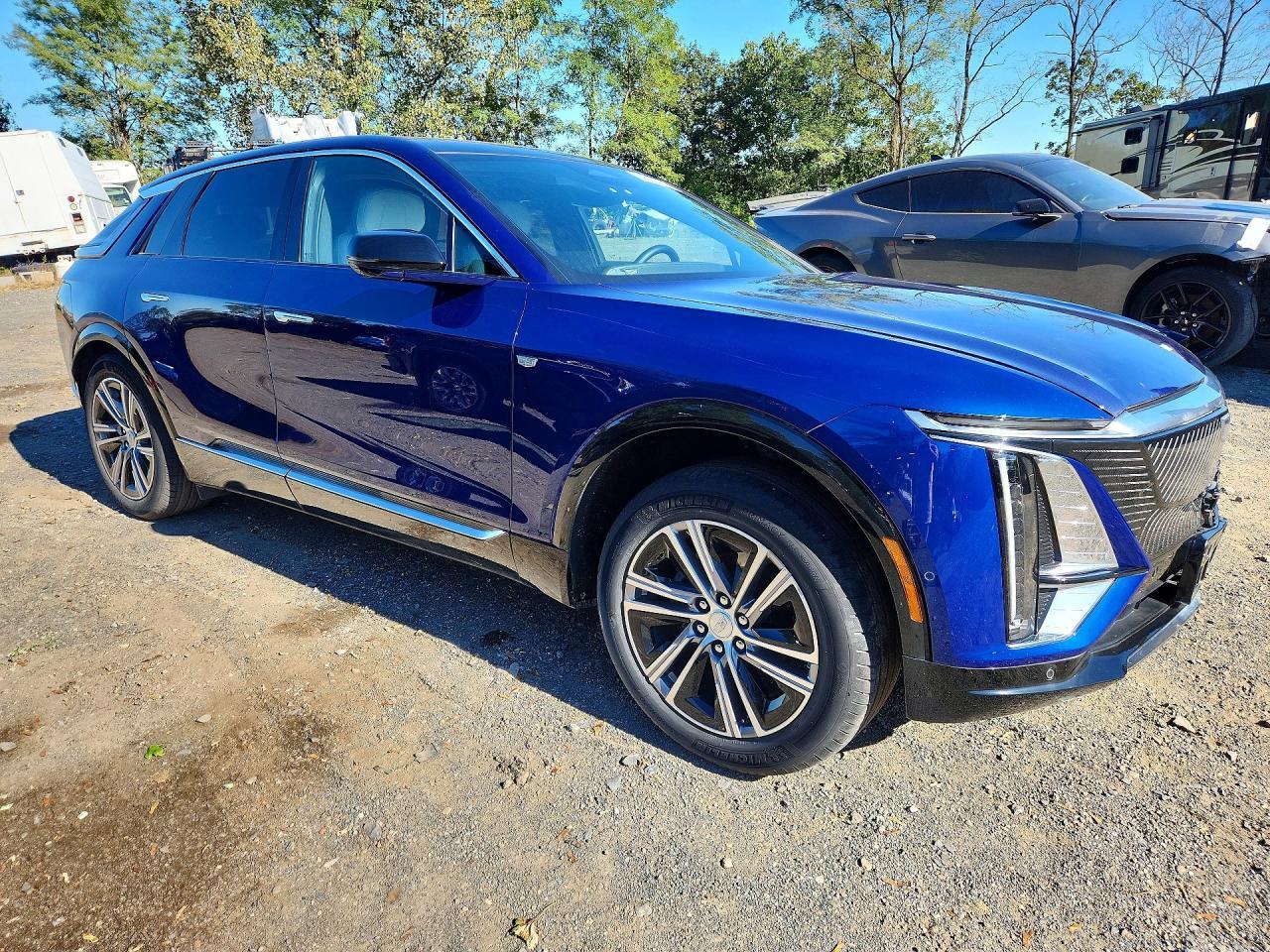 Salvage 2024 Cadillac Lyriq Luxury