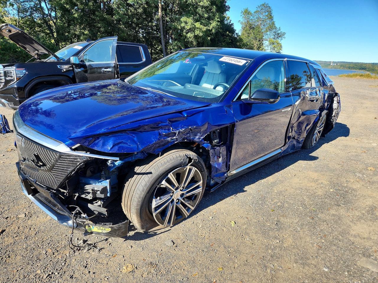Salvage 2024 Cadillac Lyriq Luxury
