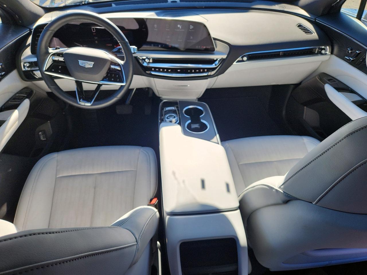 Salvage 2024 Cadillac Lyriq Luxury