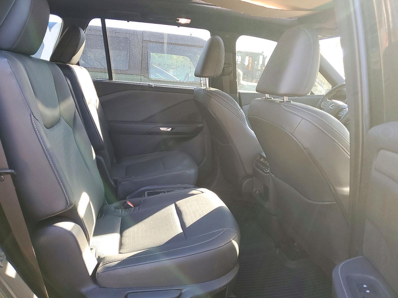 Salvage 2025 Lexus Tx 350 