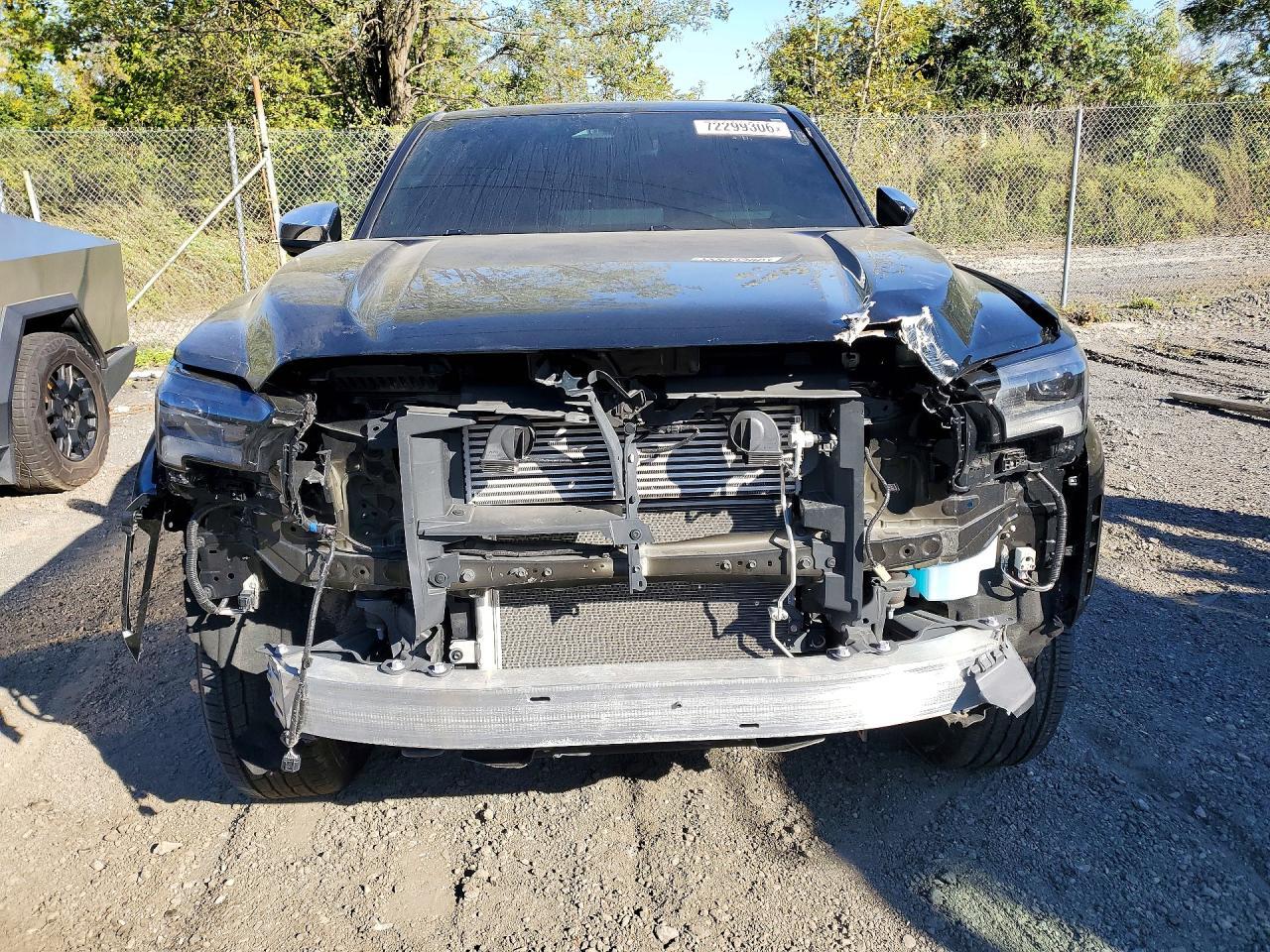 Salvage 2025 Toyota Tacoma Limited