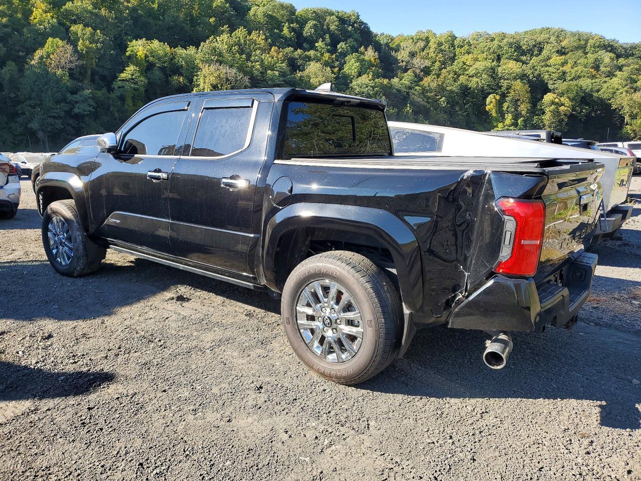 Salvage 2025 Toyota Tacoma Limited
