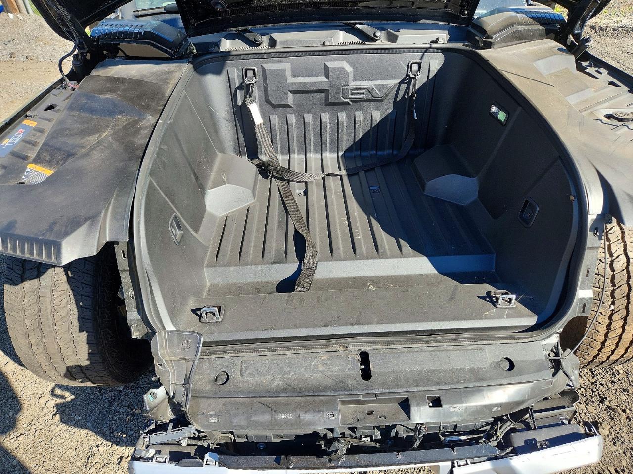 Salvage 2026 Gmc Hummer 