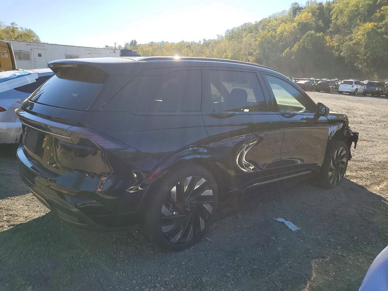 Salvage 2025 Lincoln Nautilus 