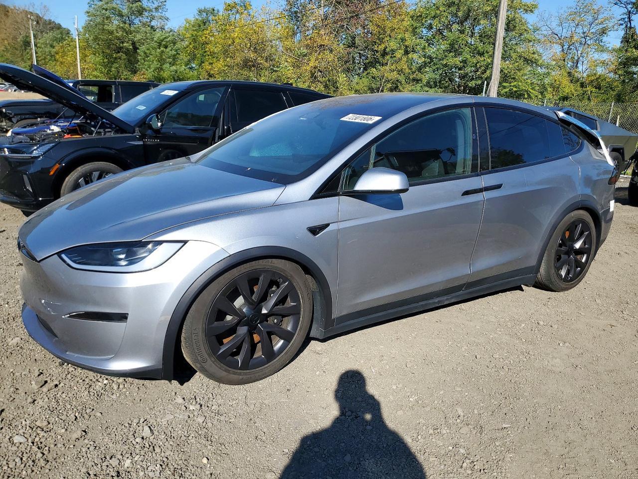 Salvage 2025 Tesla Model X 