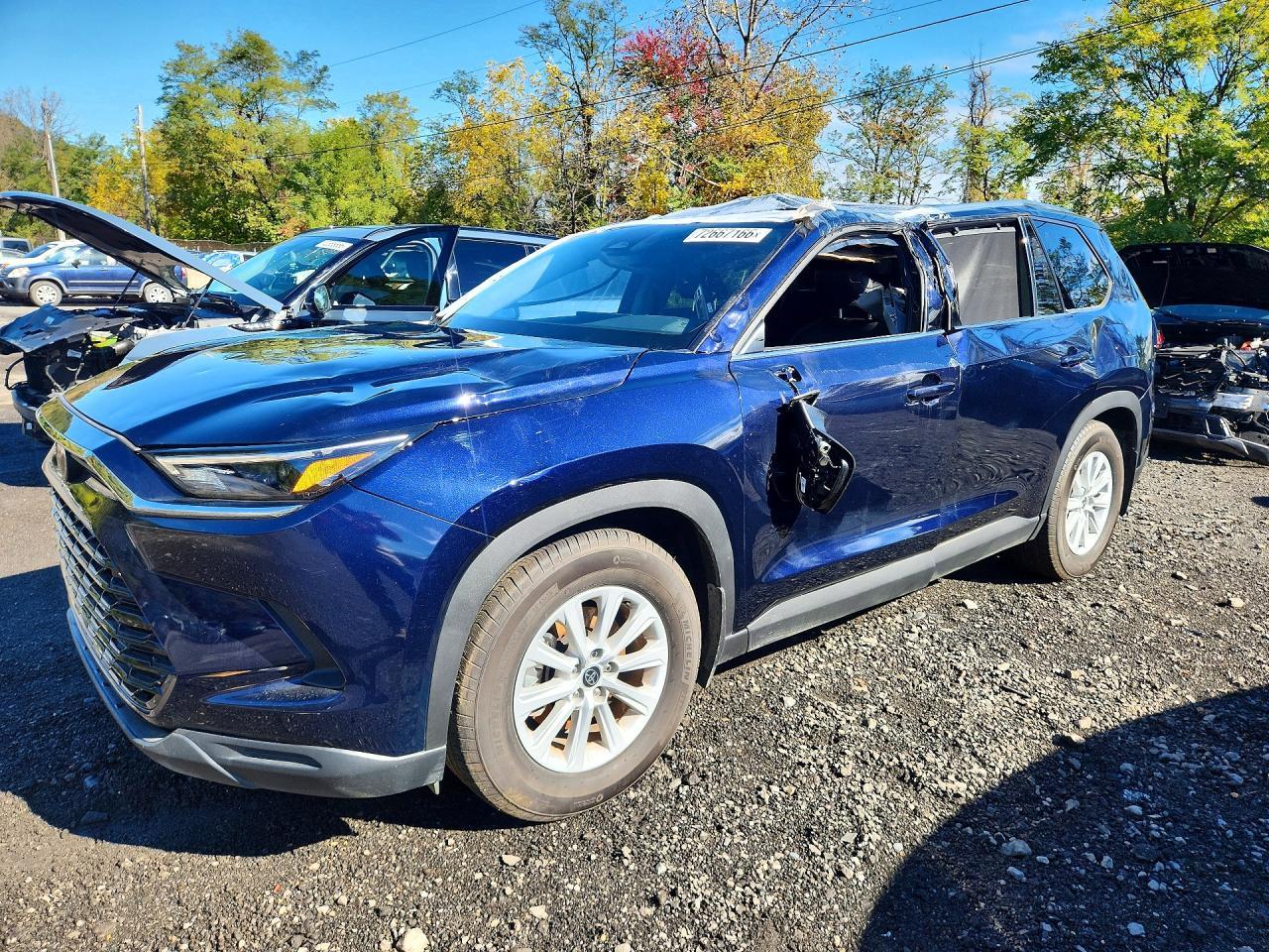 Salvage 2026 Toyota Grand Highlander Xle