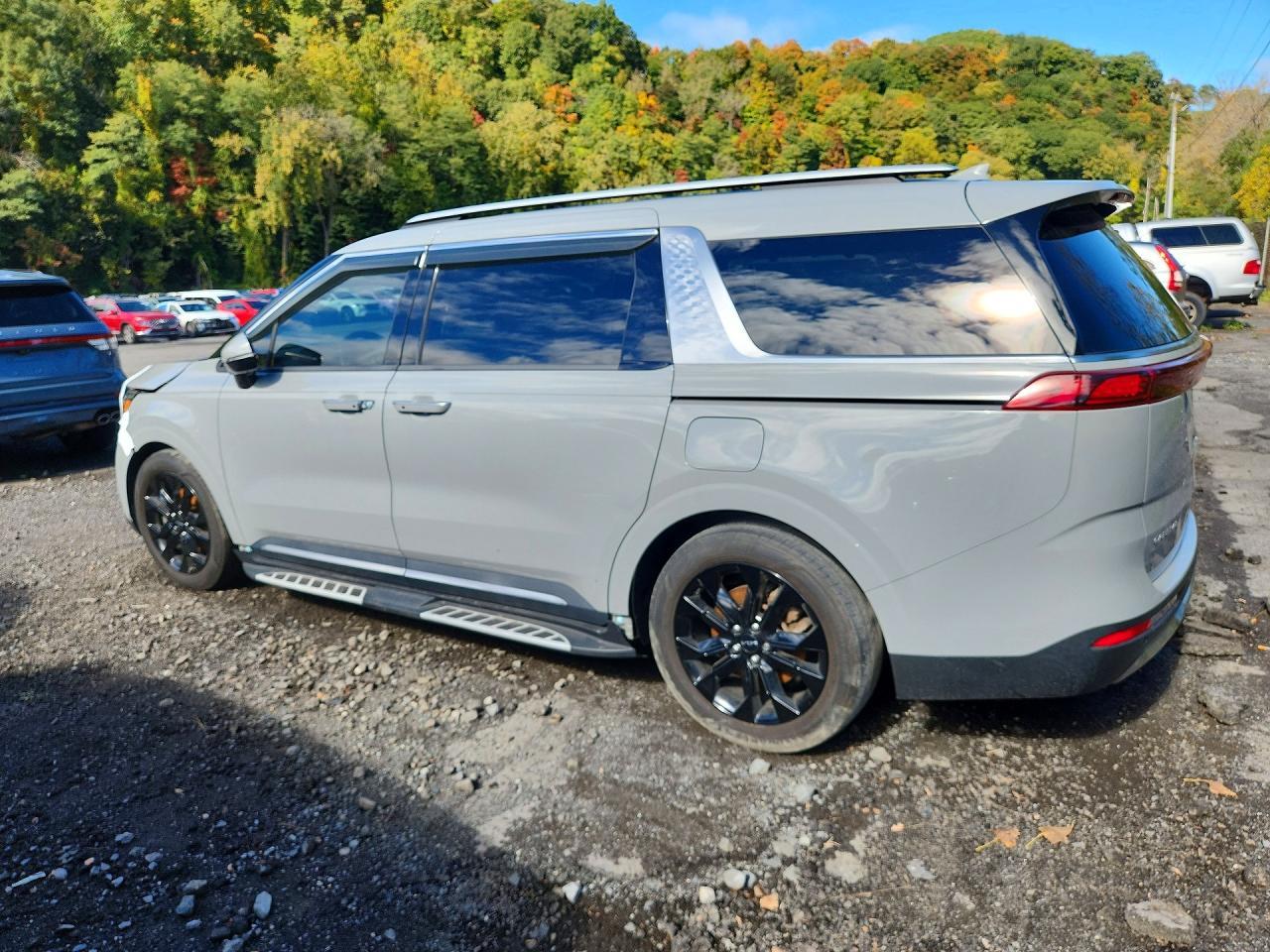 Salvage 2024 Kia Carnival Prestige