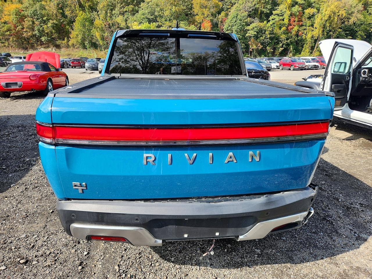 Salvage 2025 Rivian R1t Adventure