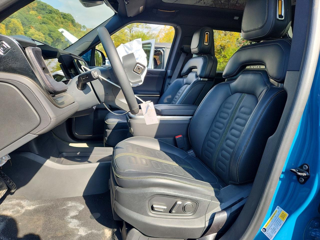 Salvage 2025 Rivian R1t Adventure