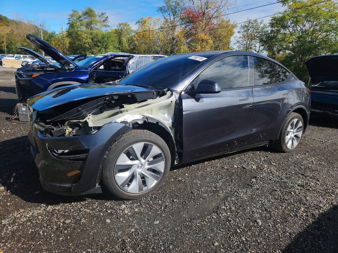 Salvage 2026 Tesla Model Y 