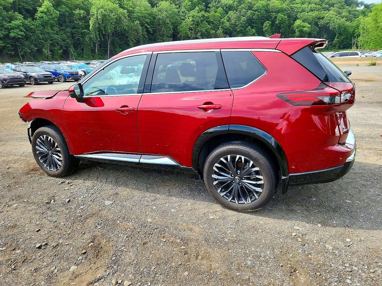 Salvage 2025 Nissan Rogue Platinum