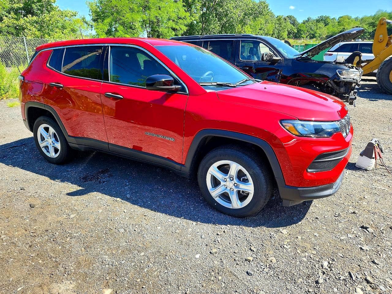 Salvage 2024 Jeep Compass Sport