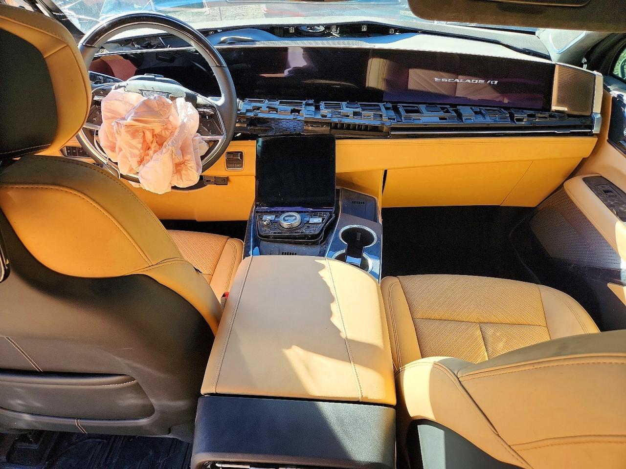 Salvage 2025 Cadillac Escalade Iq Sport-2
