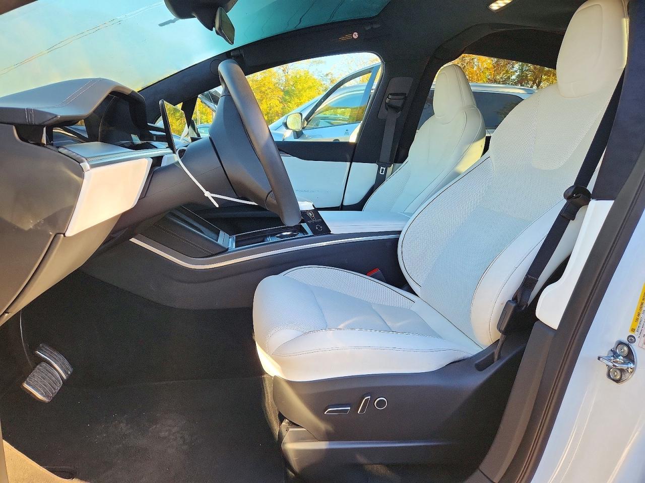 Salvage 2024 Tesla Model X 