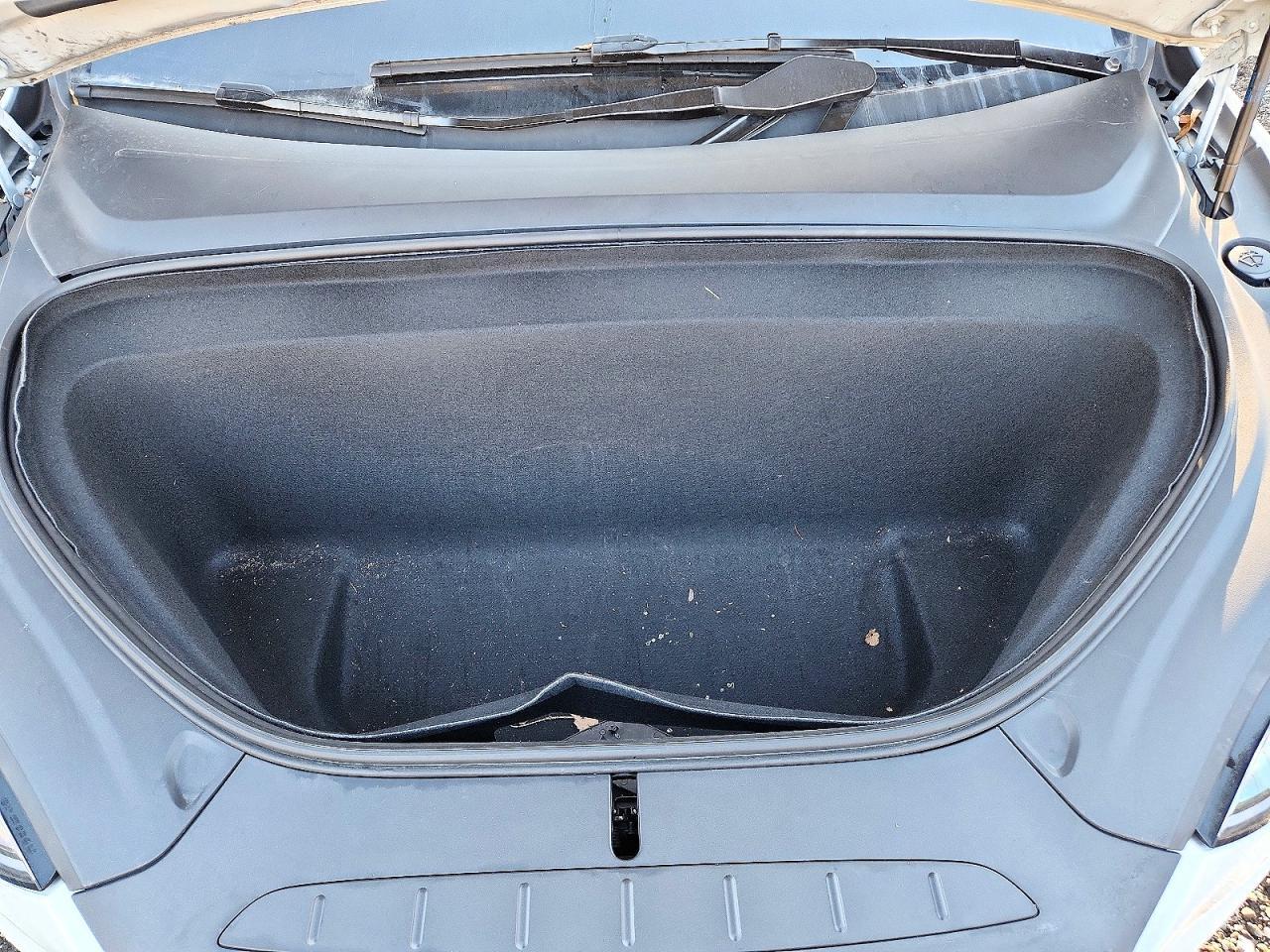 Salvage 2024 Tesla Model X 