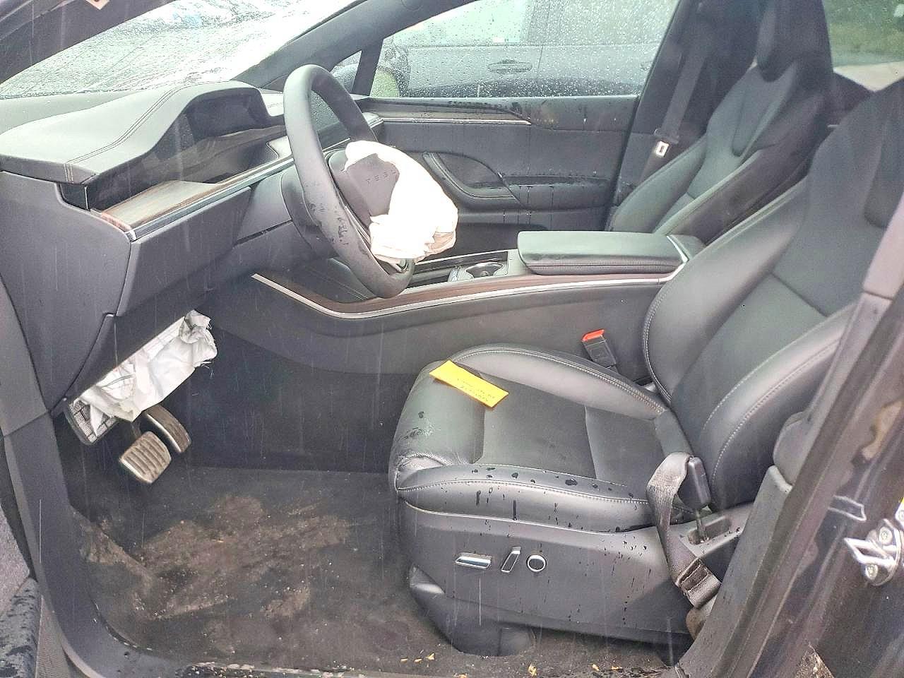 Salvage 2024 Tesla Model X 