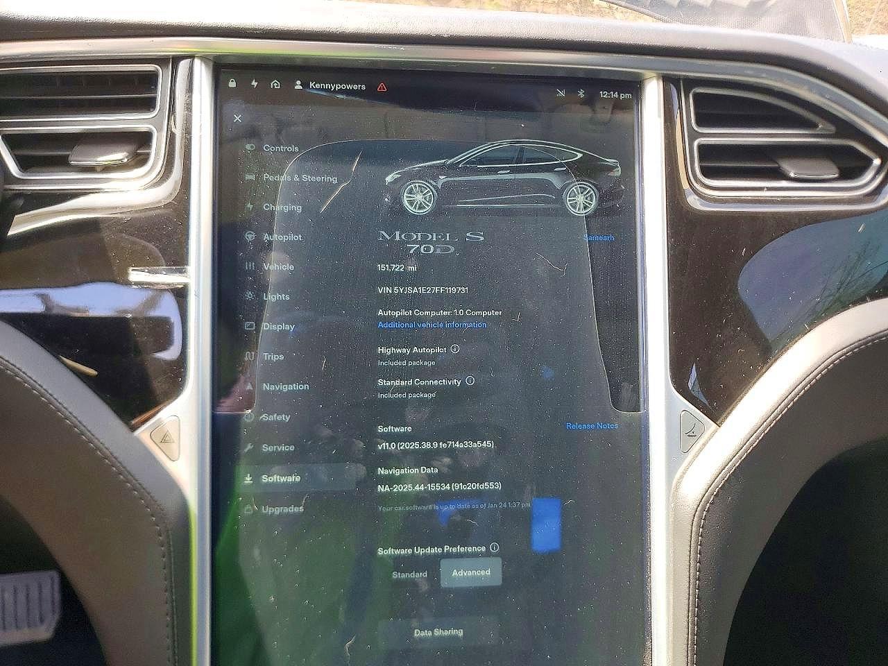 Salvage 2015 Tesla Model S 