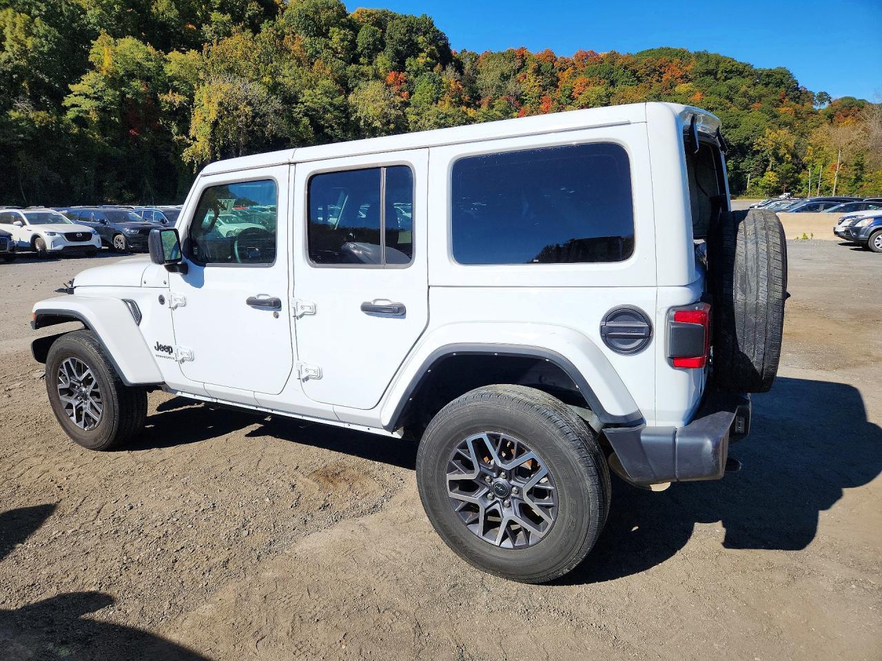 Salvage 2025 Jeep Wrangler Sahara